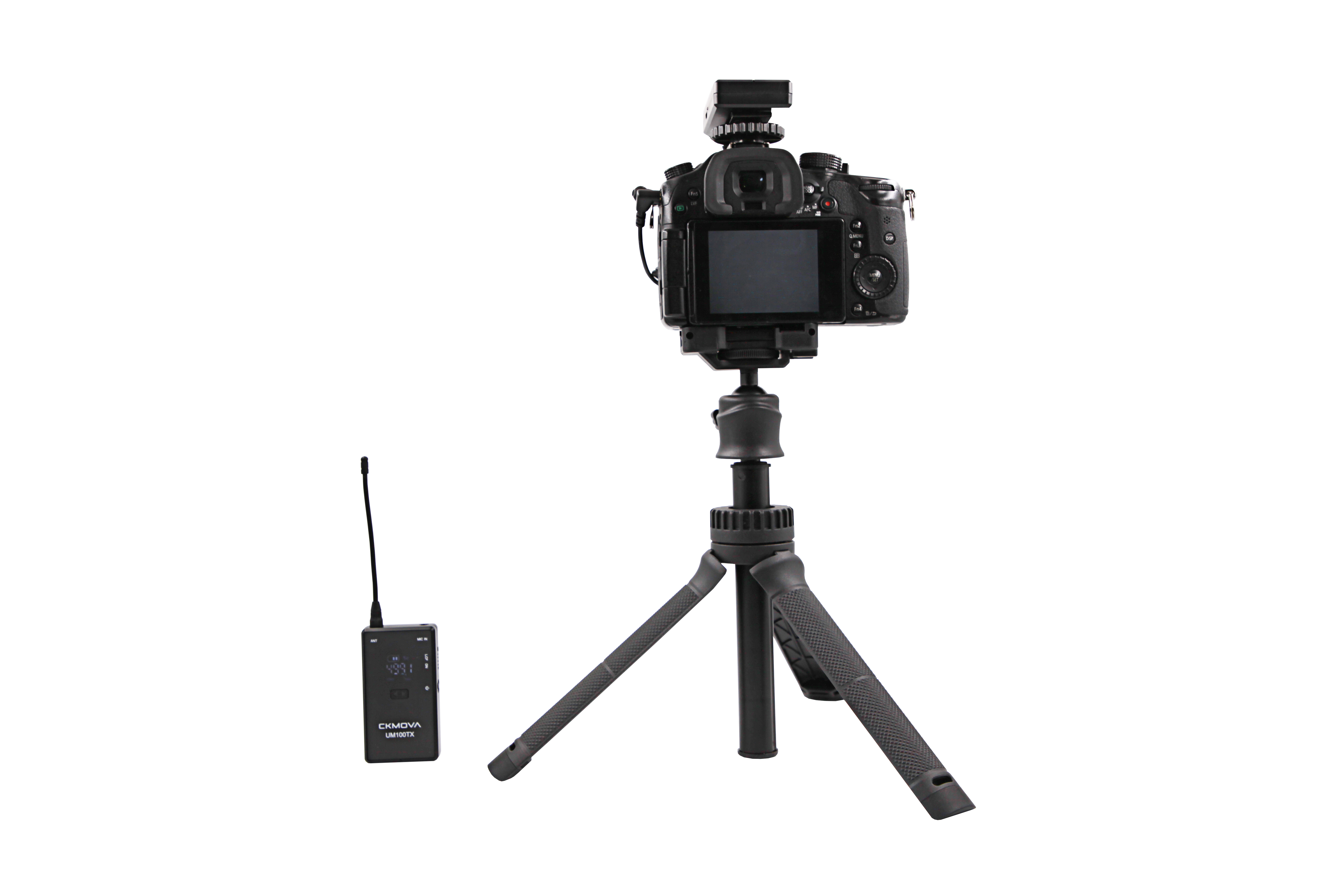 CKMOVA UM100 Kit5 Lightning Output UHF Dual-Channel Wireless Microphone